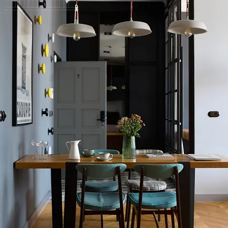 Apartman Goldfinger 3-bed Unique In The Heart Of Podgorze