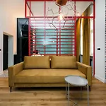 Apartmán Goldfinger 3-bed Unique In The Heart Of Podgorze *