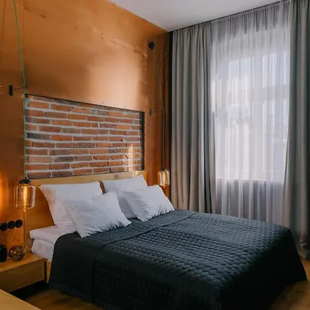Appartamento Goldfinger 3-bed Unique In The Heart Of Podgorze Cracovia