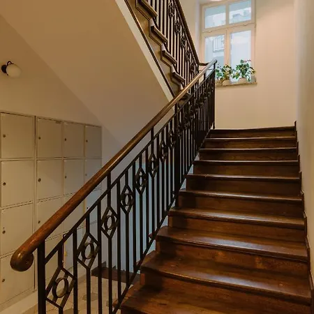 Goldfinger 3-bed Unique In The Heart Of Podgorze * Cracovia