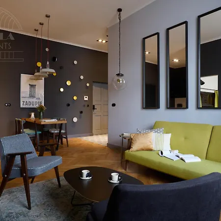 Goldfinger 3-bed Unique In The Heart Of Podgorze