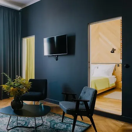 アパート Goldfinger 3-bed Unique In The Heart Of Podgorze クラクフ