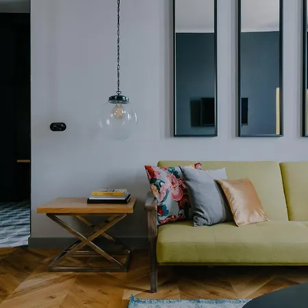 Goldfinger 3-bed Unique In The Heart Of Podgorze * クラクフ
